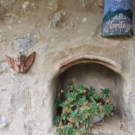 Belvilla By Oyo Vista Montagna بيت للعطل *